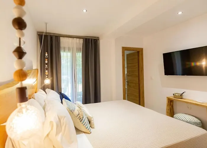 Limna Complex Afytos